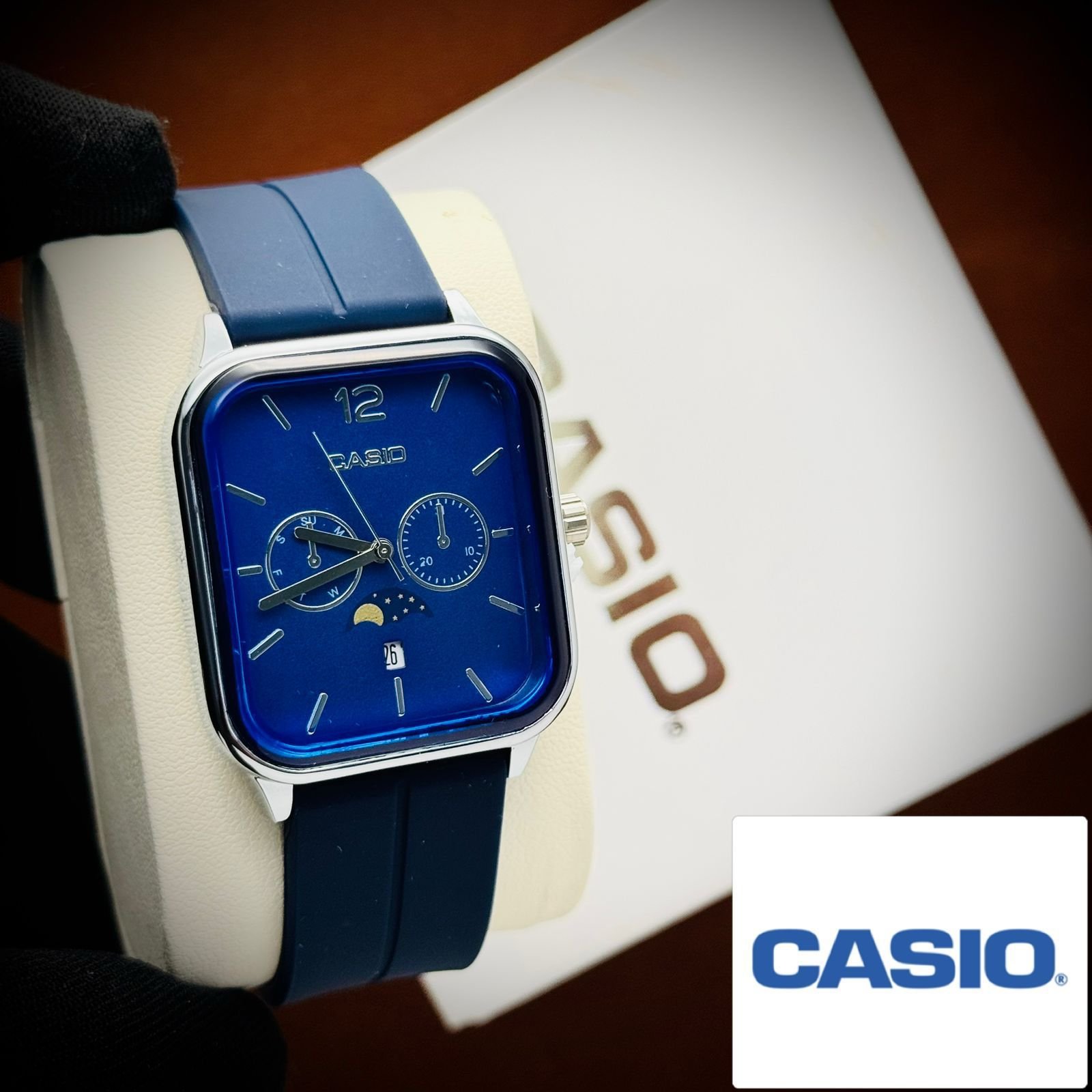 blue strap black ring