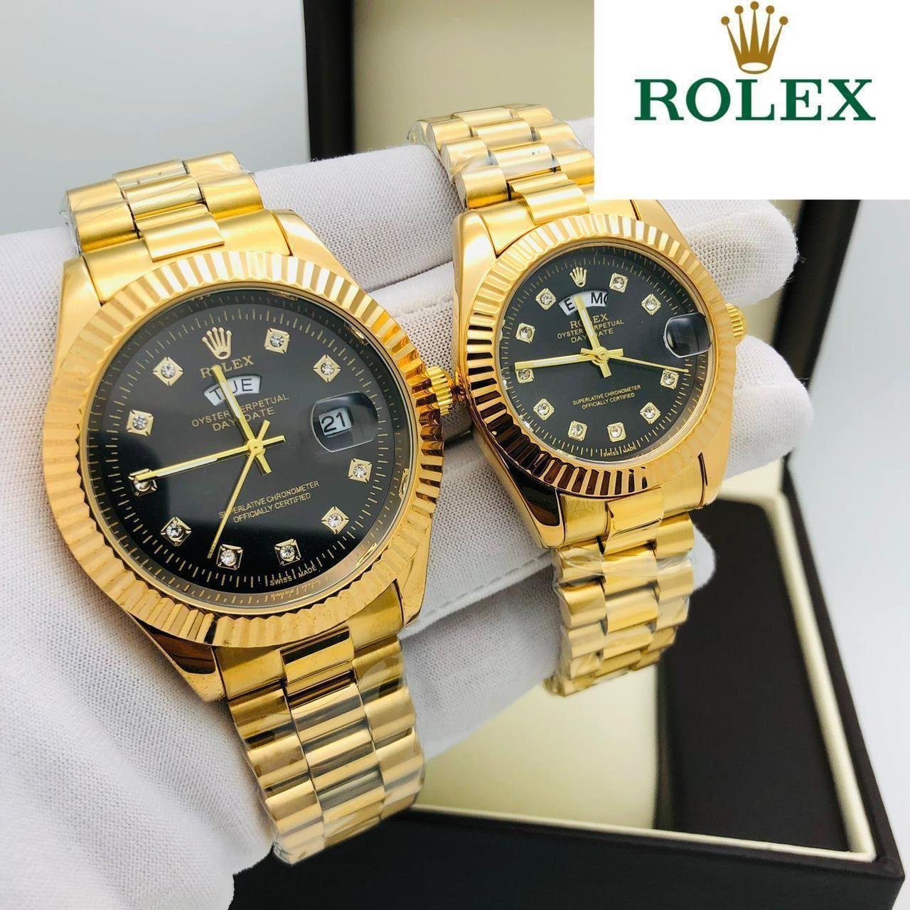gold chain black dial